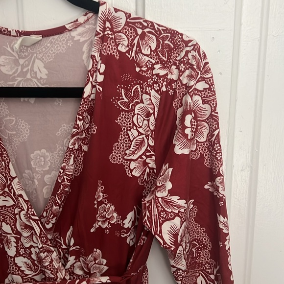 Pink Blush maternity wrap dress - Picture 2 of 4